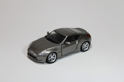 オルタニティ NISSAN FAIRLADY Z／メガトロン ブレードシルバー