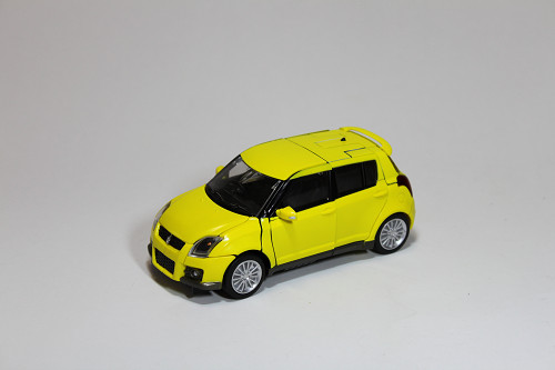 オルタニティ SUZUKI SWIFT SPORT／バンブル チャンピオンイエロー