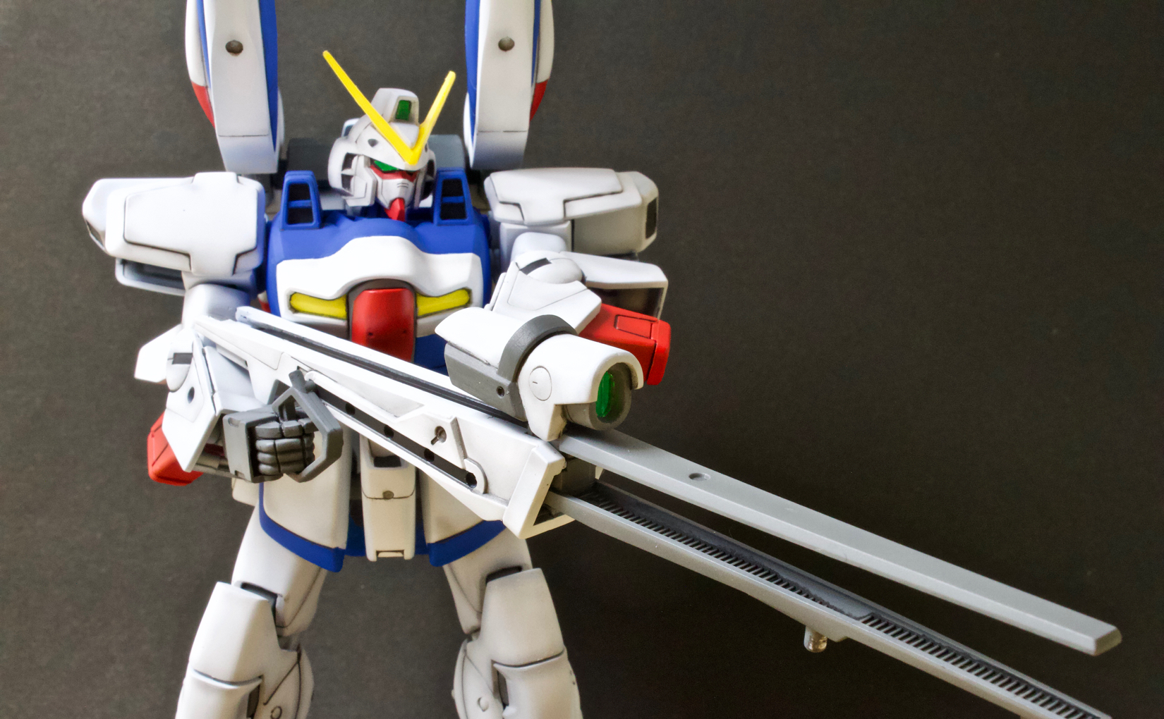 バンダイ 1/100 HG Vダッシュガンダム