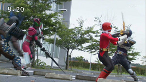 仮面ライダーディケイド VS チノマナコ・ディエンド態、シンケンレッド VS 仮面ライダーブレイド