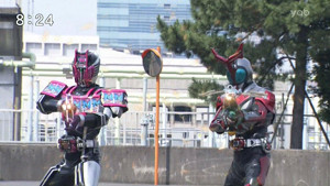 仮面ライダーディケイド・コンプリートフォーム、仮面ライダーカブト・ハイパーフォーム